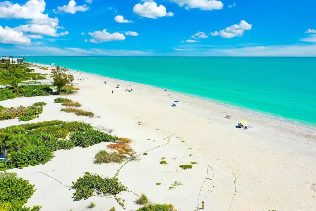 3013 West Gulf Drive Sanibel FL 33957-4207