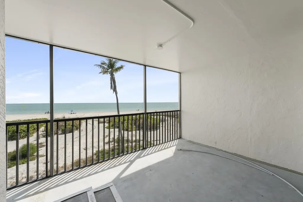 3013 West Gulf Drive Sanibel FL 33957-4207