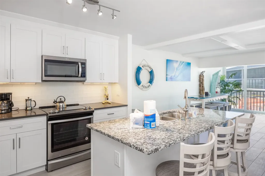 1341 Middle Gulf Drive Sanibel FL 33957