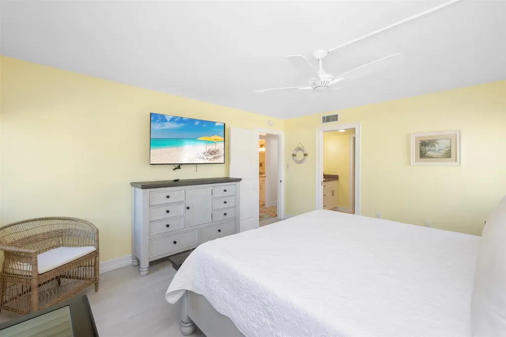 1341 Middle Gulf Drive Sanibel FL 33957