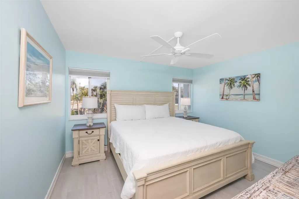 1341 Middle Gulf Drive Sanibel FL 33957