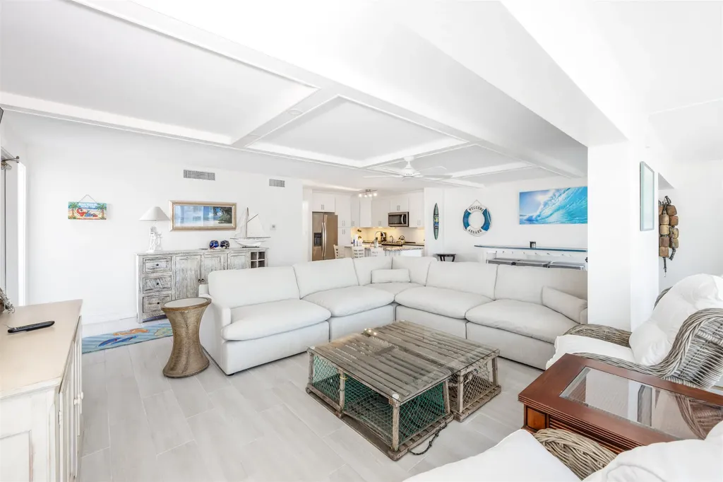 1341 Middle Gulf Drive Sanibel FL 33957