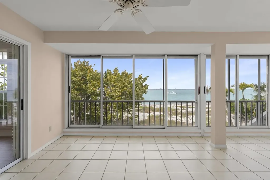 279 Ferry Landing Drive Sanibel FL 33957