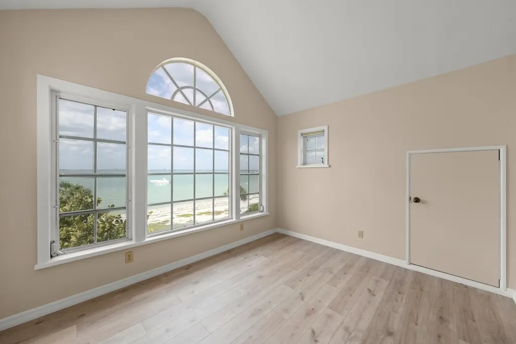279 Ferry Landing Drive Sanibel FL 33957