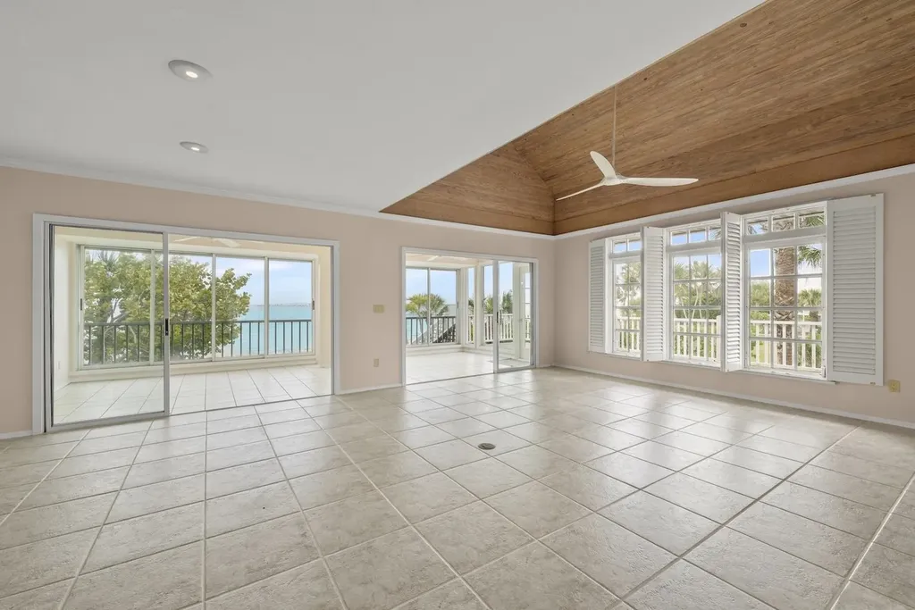 279 Ferry Landing Drive Sanibel FL 33957
