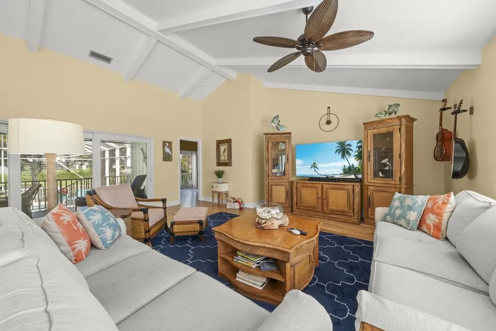 1238 Par View Drive Sanibel FL 33957