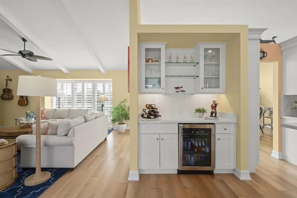 1238 Par View Drive Sanibel FL 33957