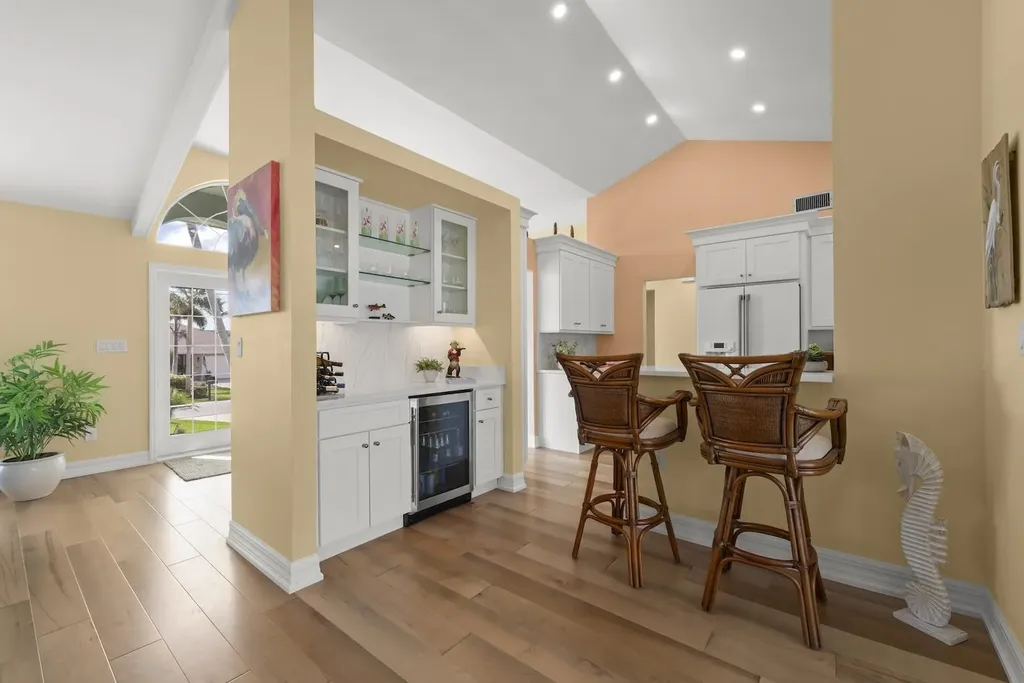 1238 Par View Drive Sanibel FL 33957