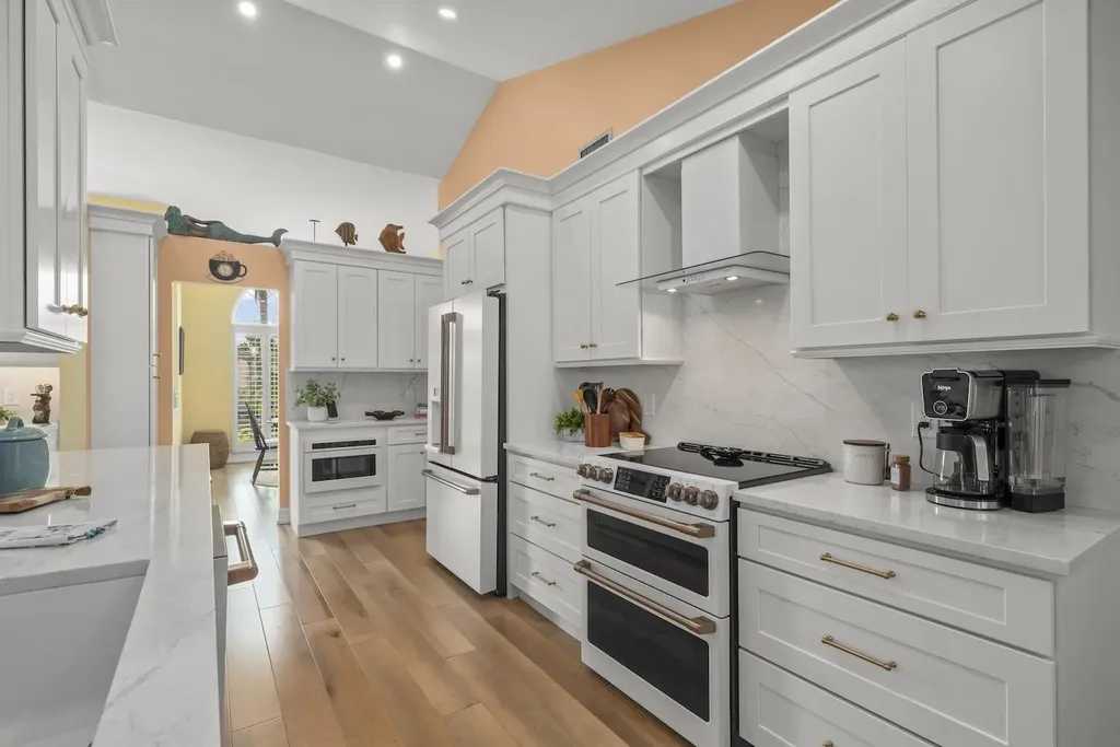 1238 Par View Drive Sanibel FL 33957
