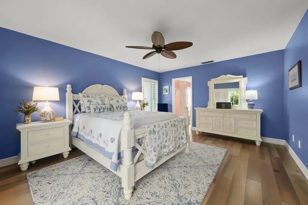 1238 Par View Drive Sanibel FL 33957