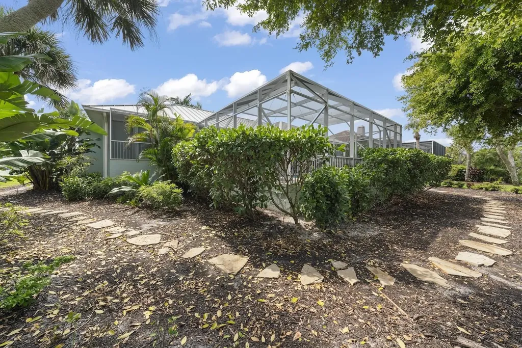 1238 Par View Drive Sanibel FL 33957