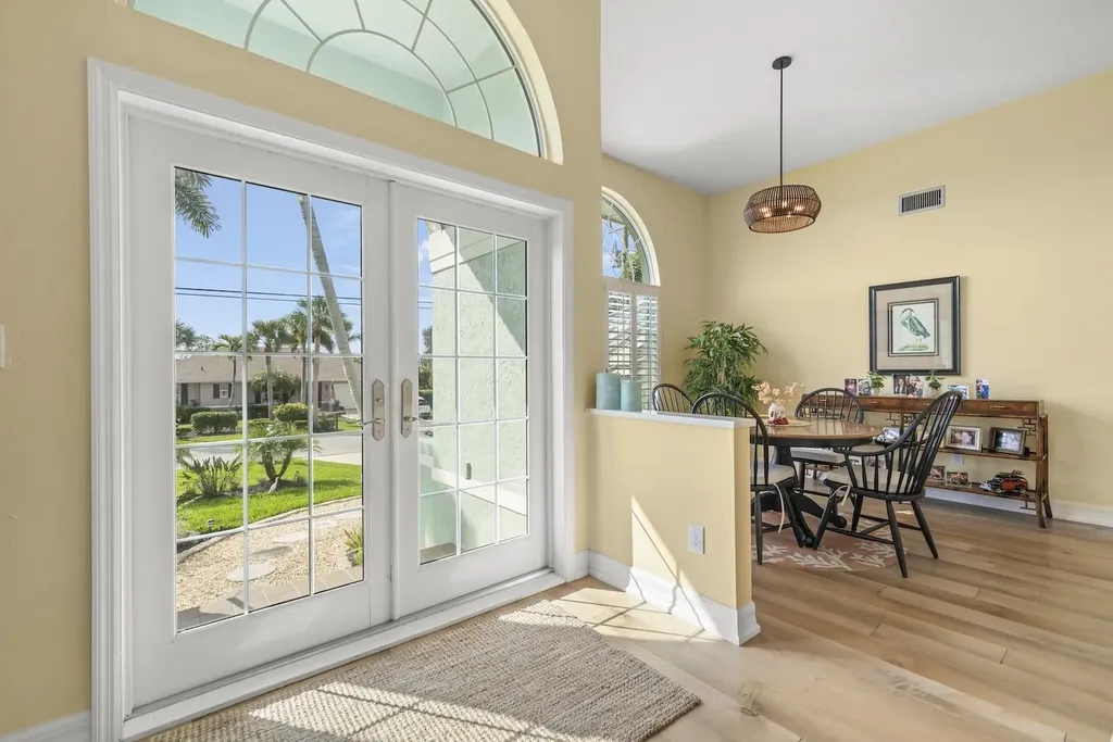 1238 Par View Drive Sanibel FL 33957
