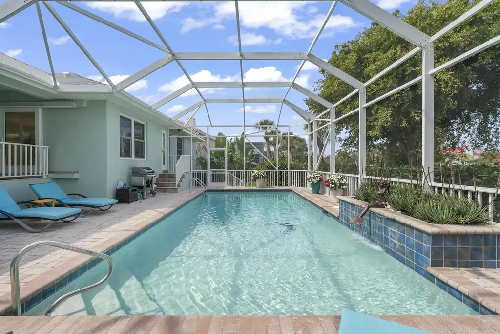 1238 Par View Drive Sanibel FL 33957