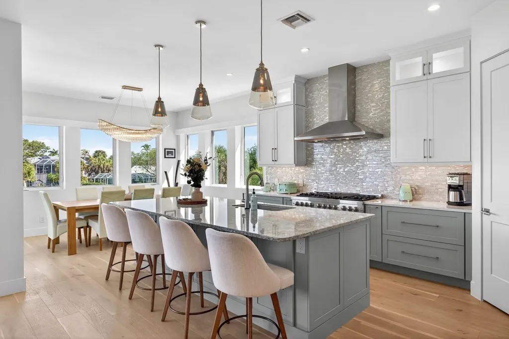 1272 Par View Drive Sanibel FL 33957