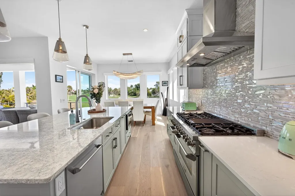 1272 Par View Drive Sanibel FL 33957