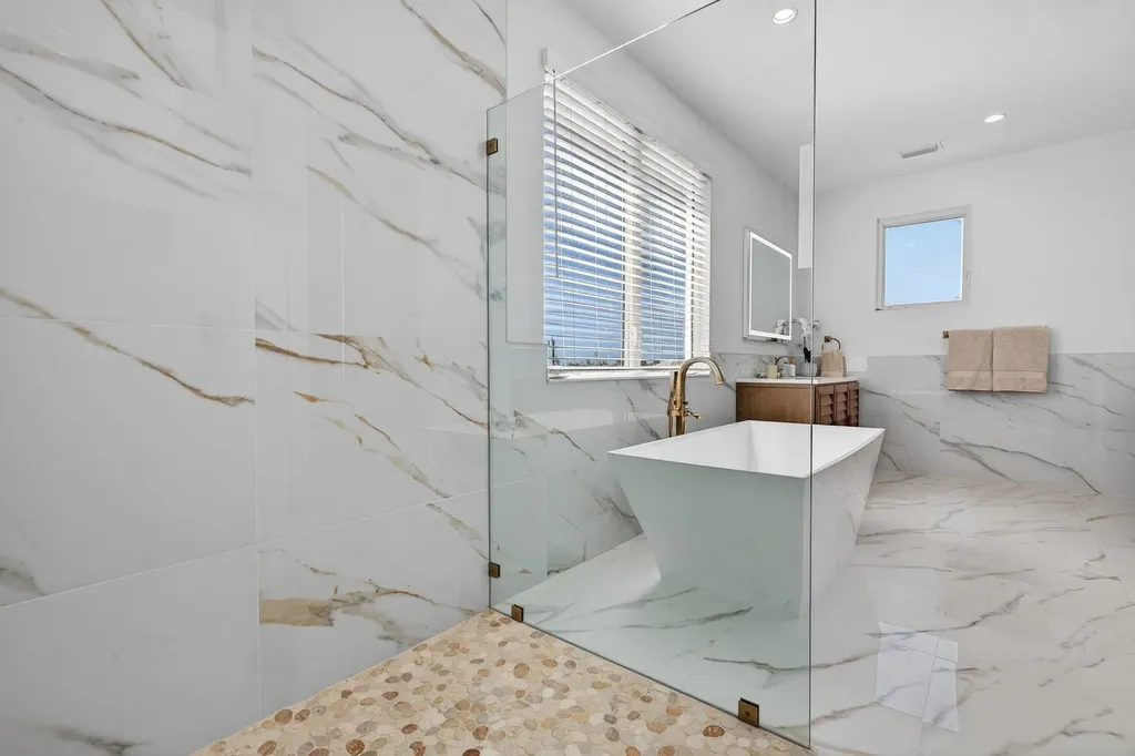 1272 Par View Drive Sanibel FL 33957