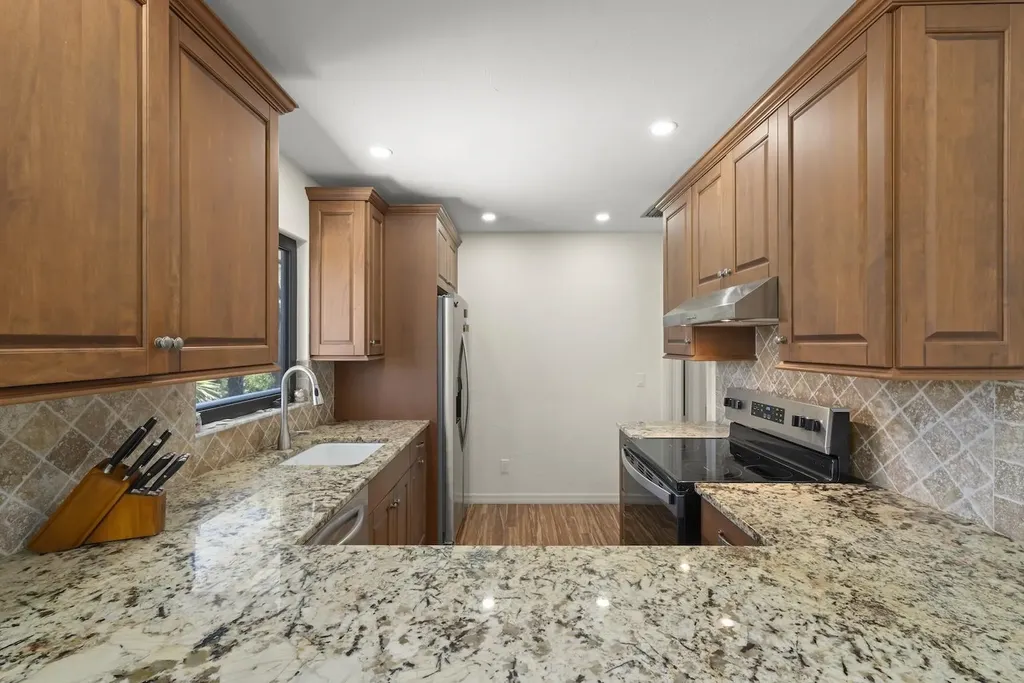 4339 Gulf Pines Drive Sanibel FL 33957-2907