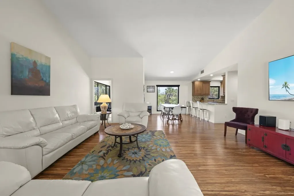 4339 Gulf Pines Drive Sanibel FL 33957-2907