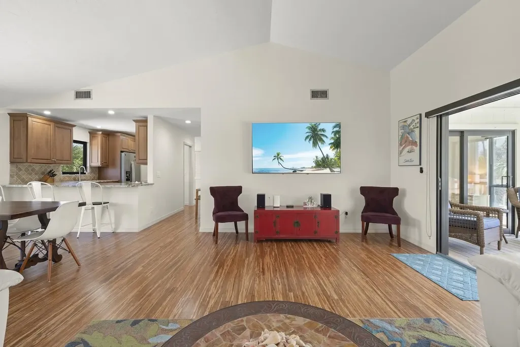 4339 Gulf Pines Drive Sanibel FL 33957-2907