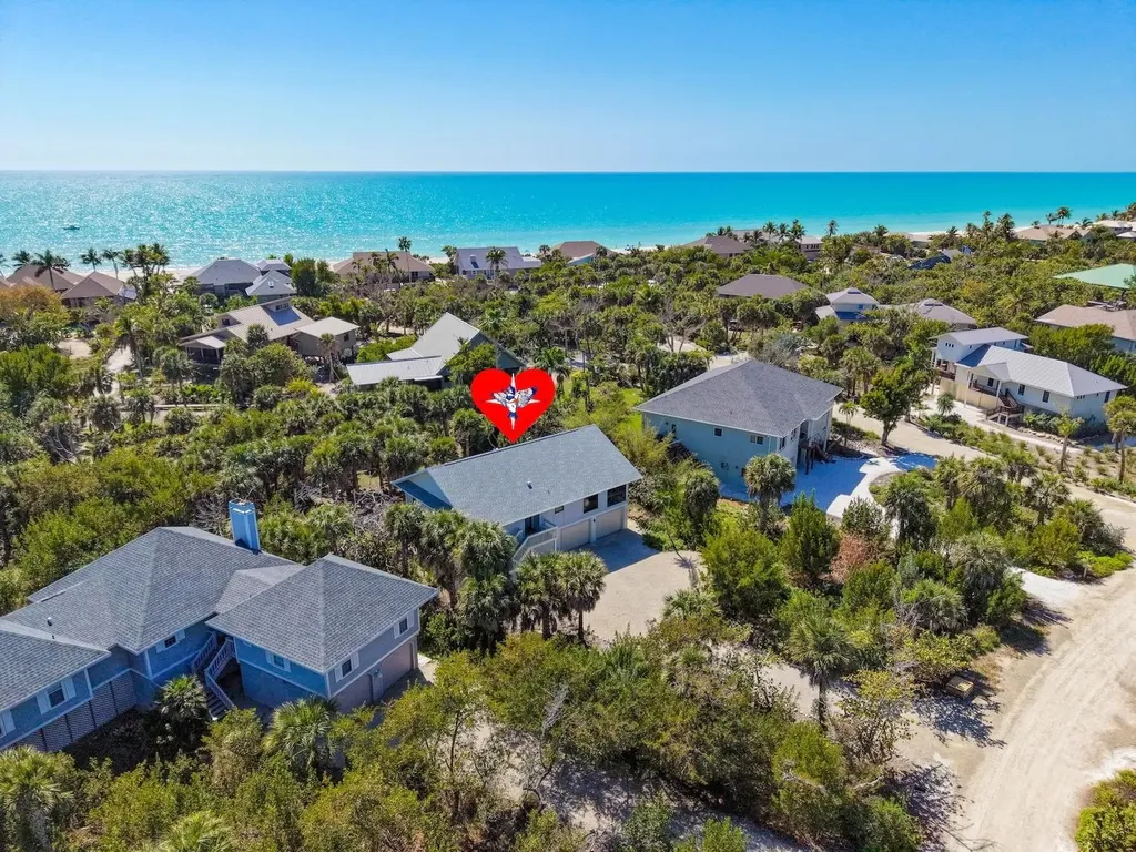 4339 Gulf Pines Drive Sanibel FL 33957-2907