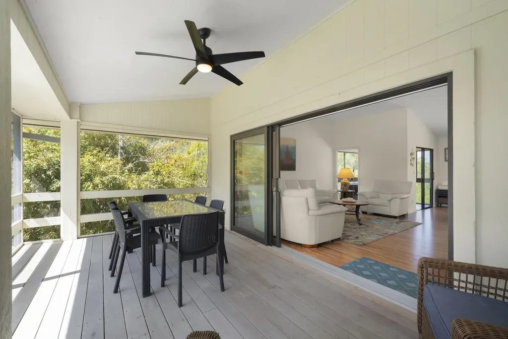 4339 Gulf Pines Drive Sanibel FL 33957-2907