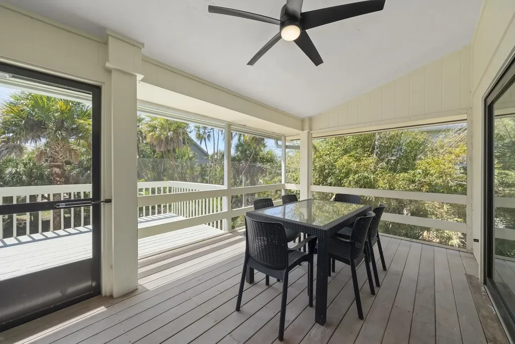 4339 Gulf Pines Drive Sanibel FL 33957-2907