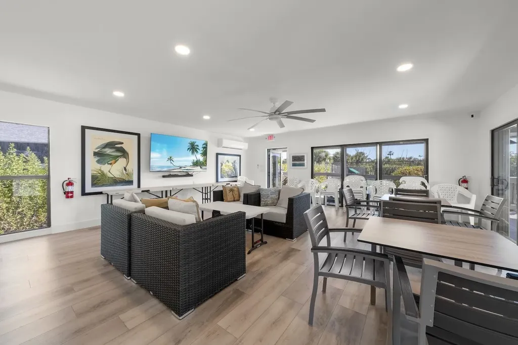 4339 Gulf Pines Drive Sanibel FL 33957-2907