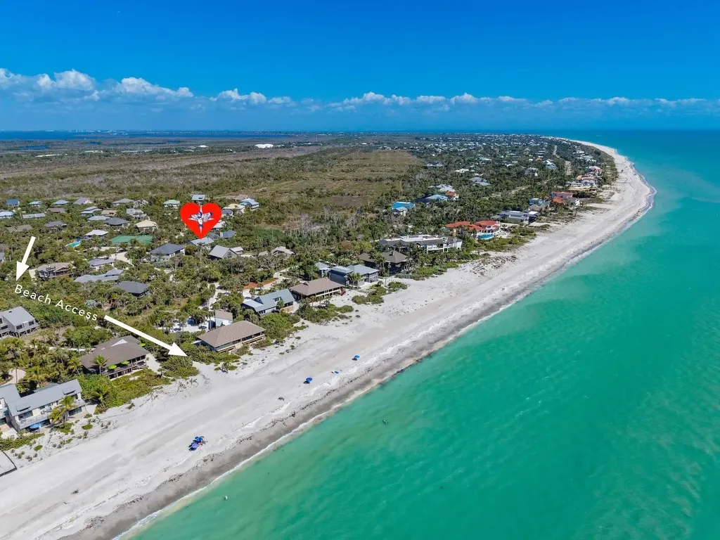 4339 Gulf Pines Drive Sanibel FL 33957-2907