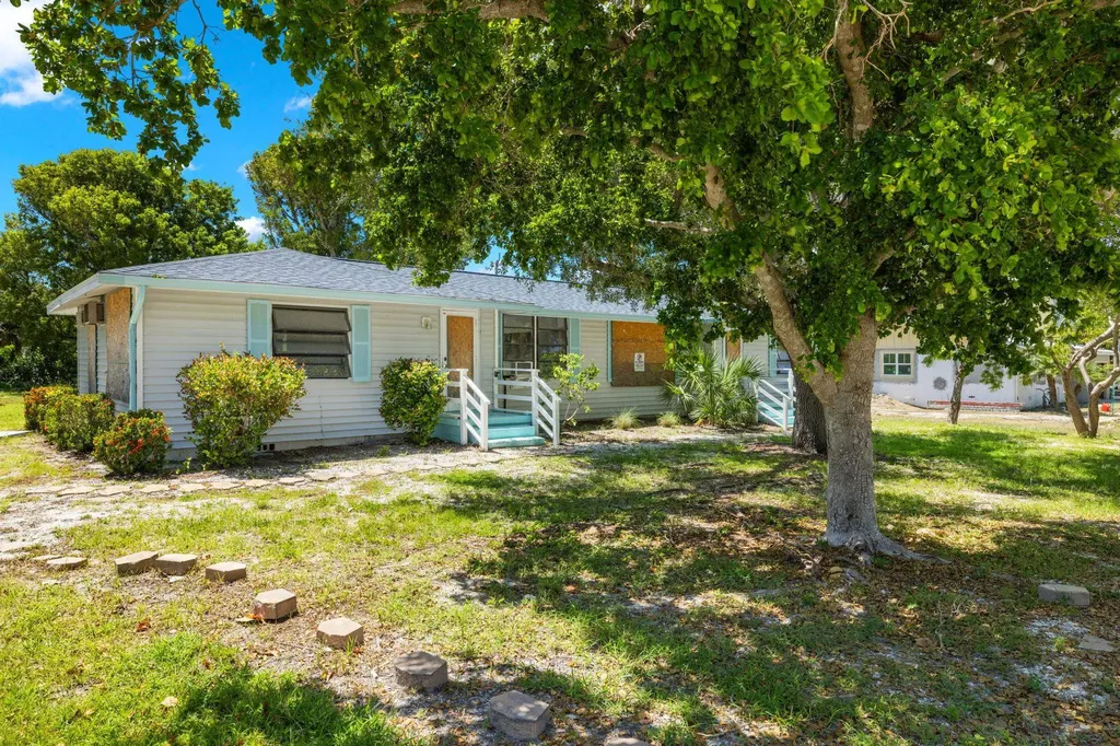 1155 Seagrape Lane Sanibel FL 33957