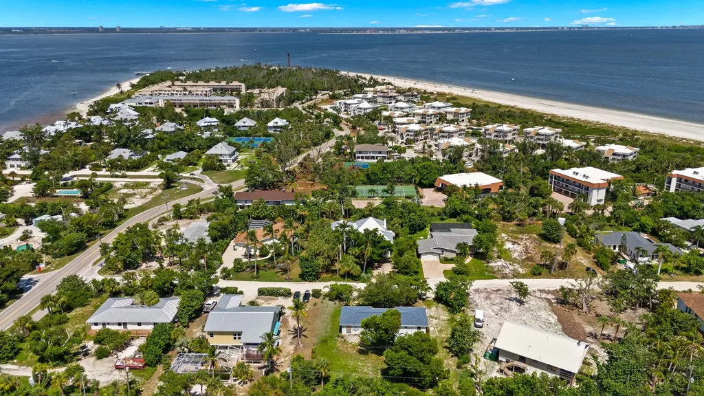1155 Seagrape Lane Sanibel FL 33957