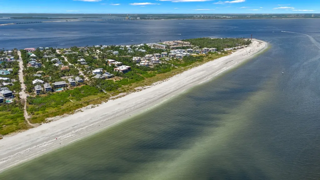 1155 Seagrape Lane Sanibel FL 33957