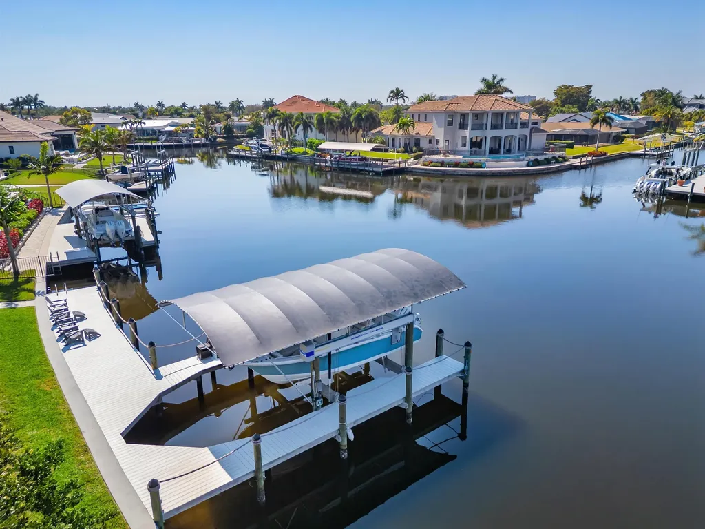 6610 Joanna Circle Fort Myers FL 33919