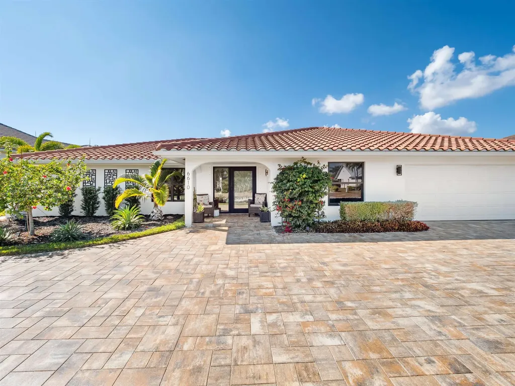 6610 Joanna Circle Fort Myers FL 33919