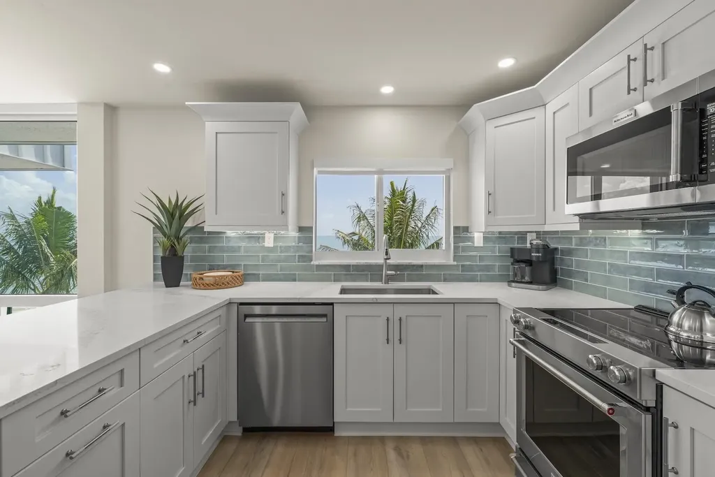 2265 W Gulf Drive Sanibel FL 33957