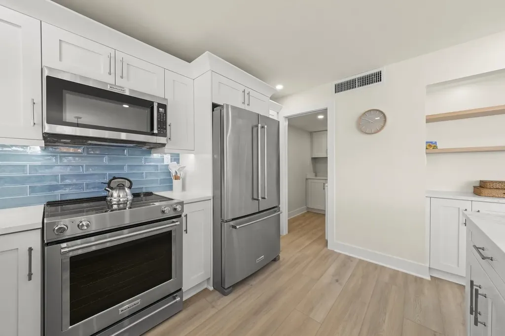 2265 W Gulf Drive Sanibel FL 33957