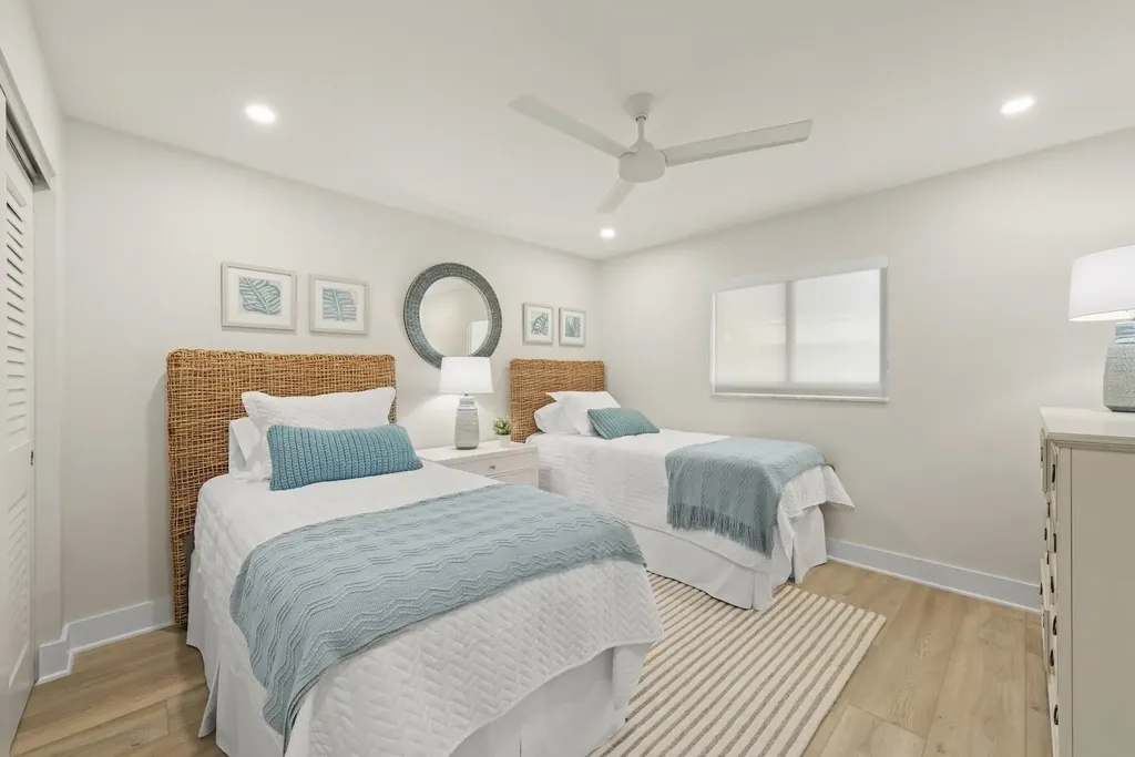 2265 W Gulf Drive Sanibel FL 33957