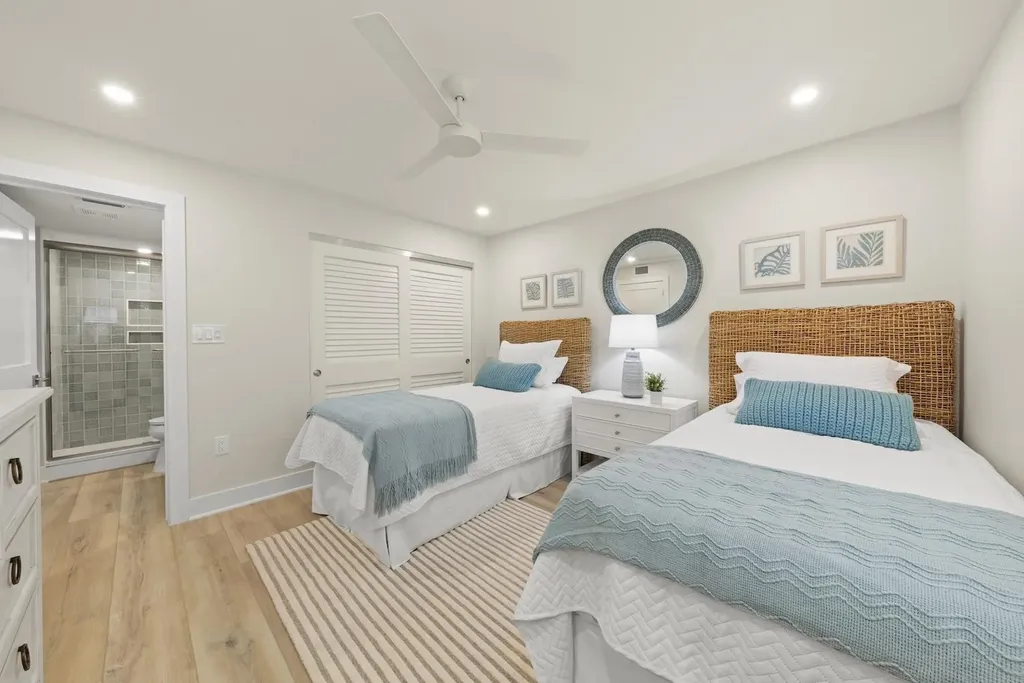 2265 W Gulf Drive Sanibel FL 33957