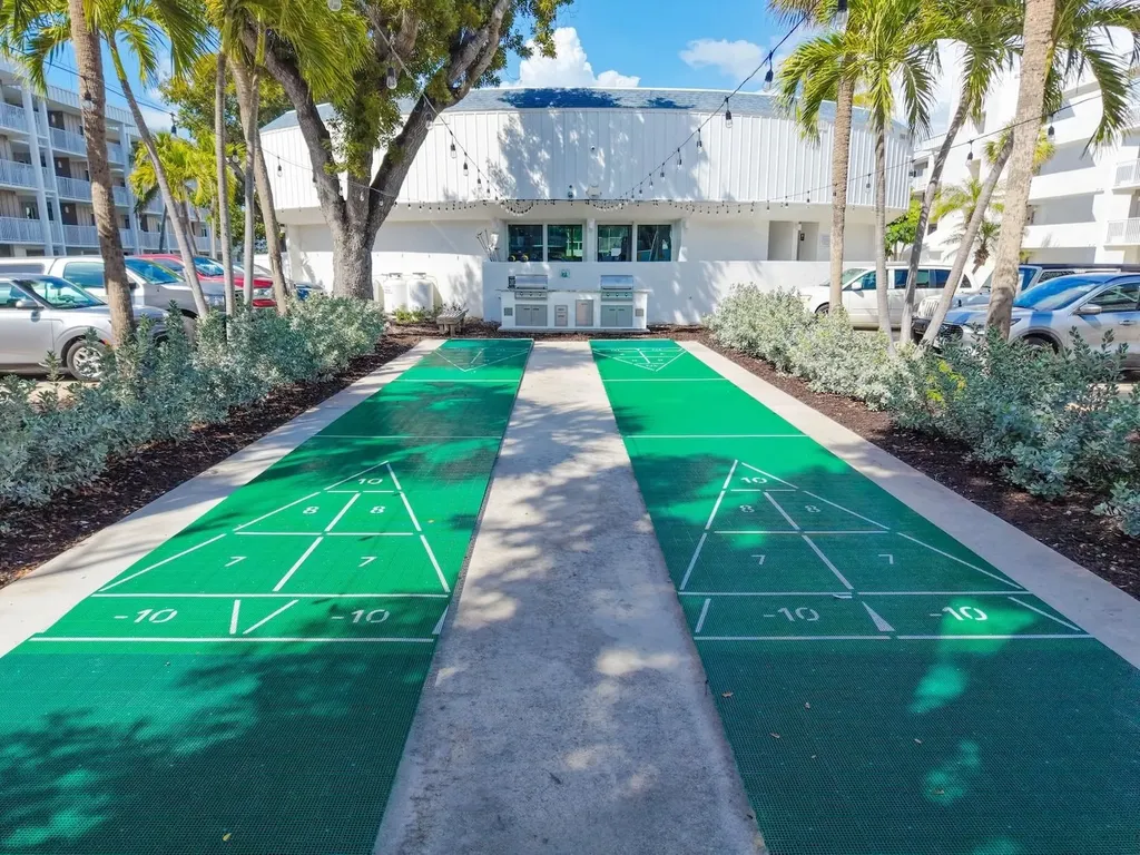 2265 W Gulf Drive Sanibel FL 33957