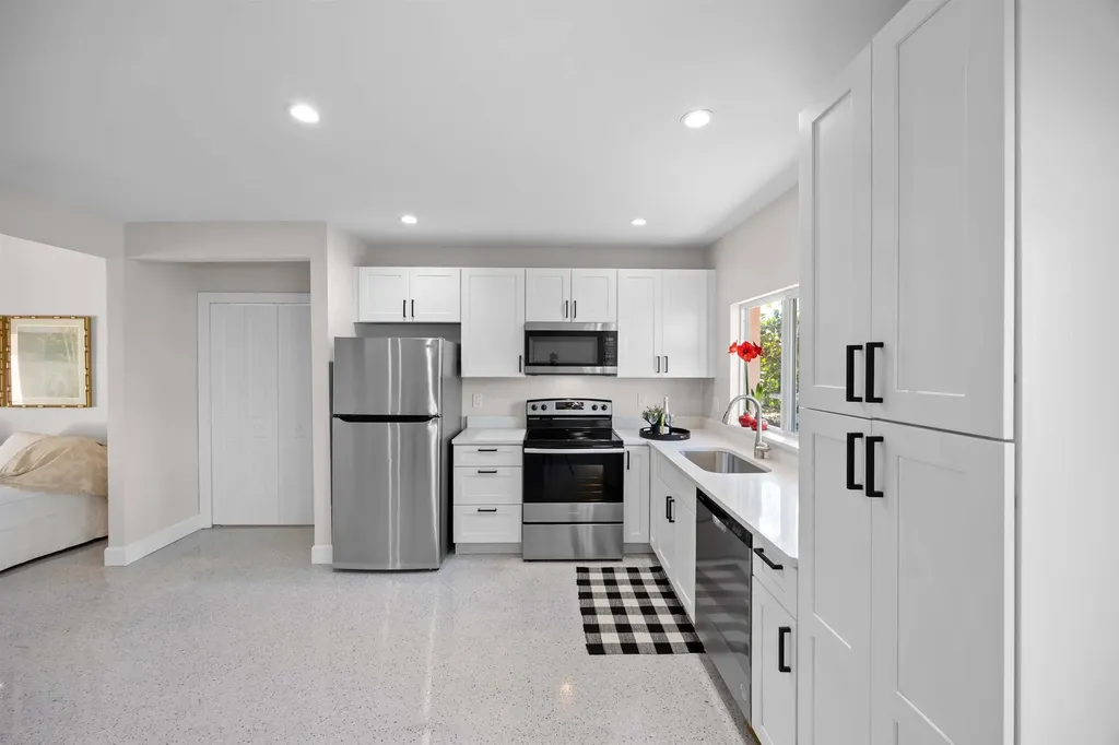 887 Casa Ybel Road Sanibel FL 33957