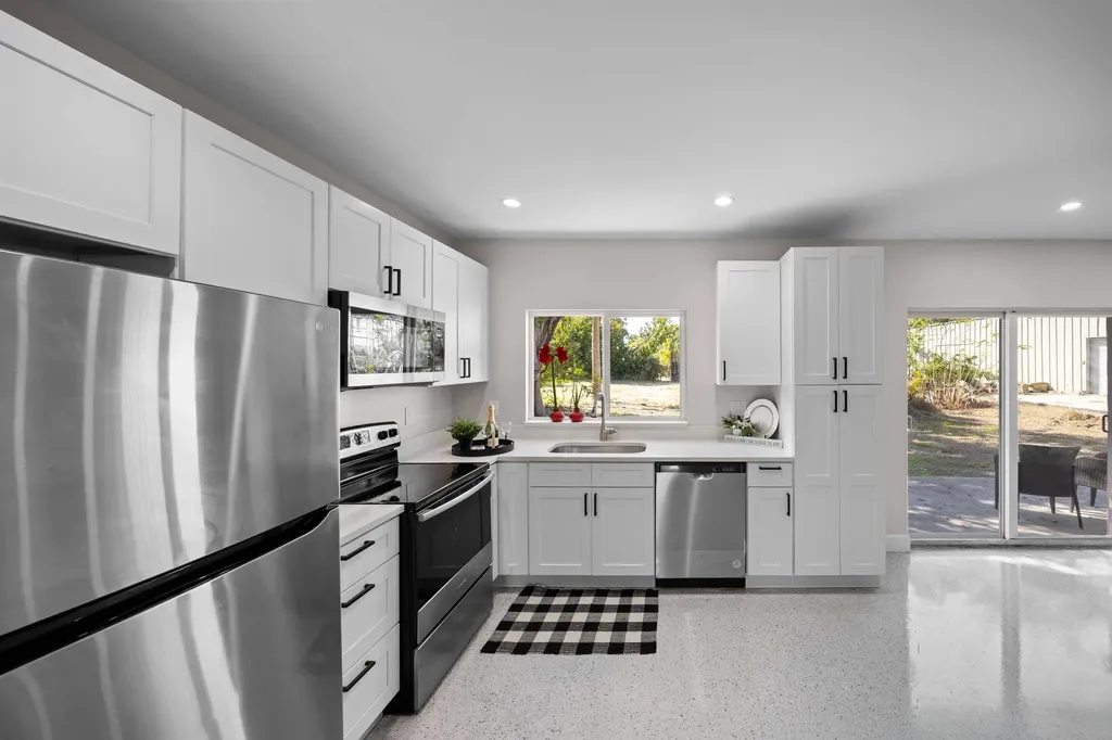887 Casa Ybel Road Sanibel FL 33957