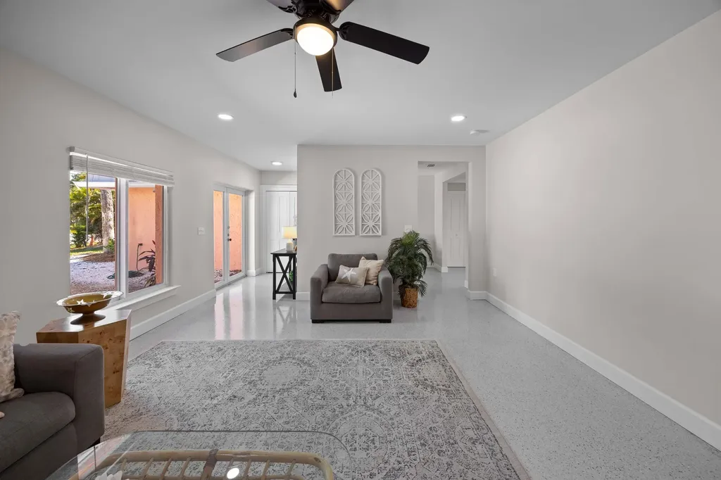 887 Casa Ybel Road Sanibel FL 33957