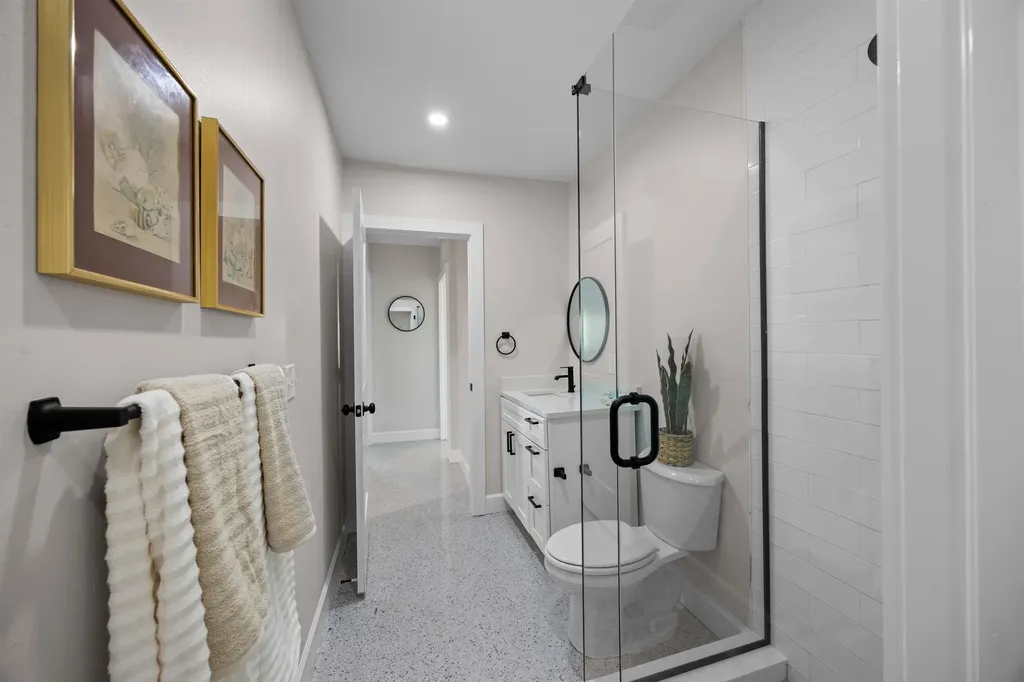 887 Casa Ybel Road Sanibel FL 33957