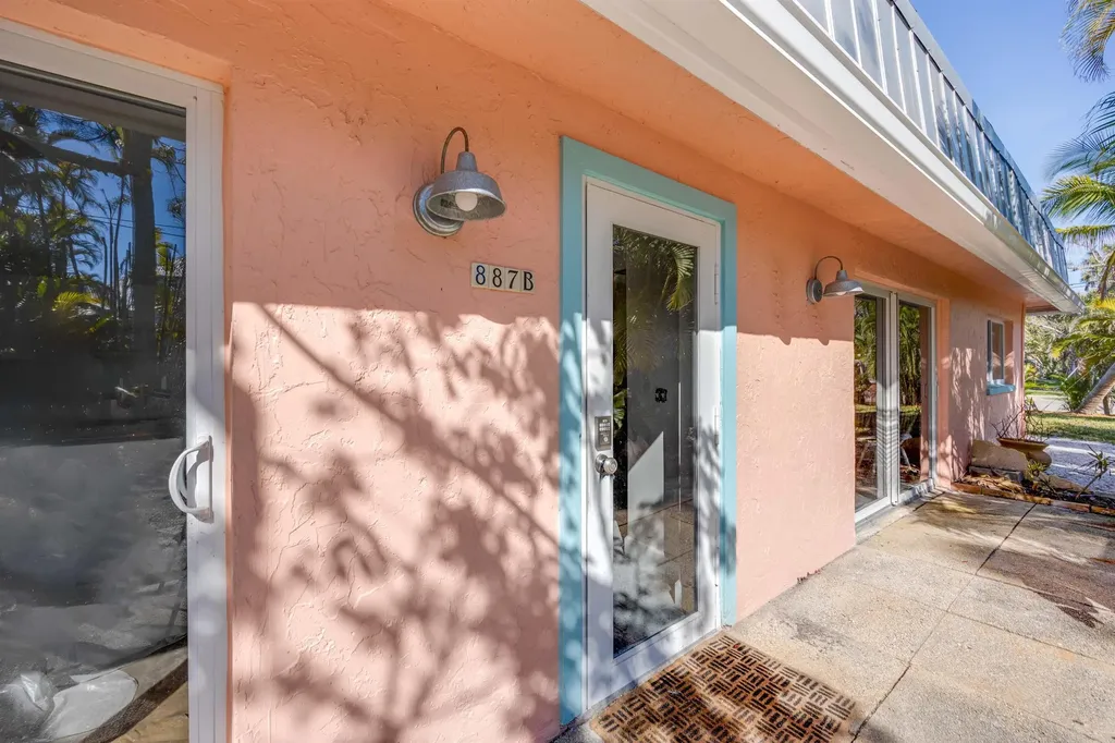 887 Casa Ybel Road Sanibel FL 33957
