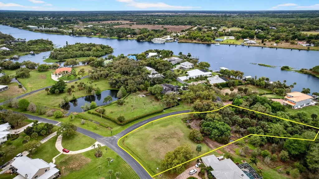 18151 Riverchase Court Alva FL 33920