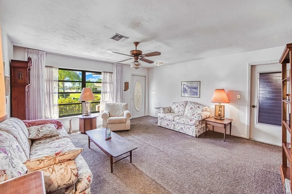9780 Owlclover Street Fort Myers FL 33919