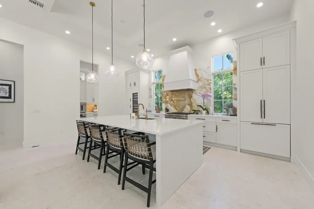 2297 Wulfert Road Sanibel FL 33957