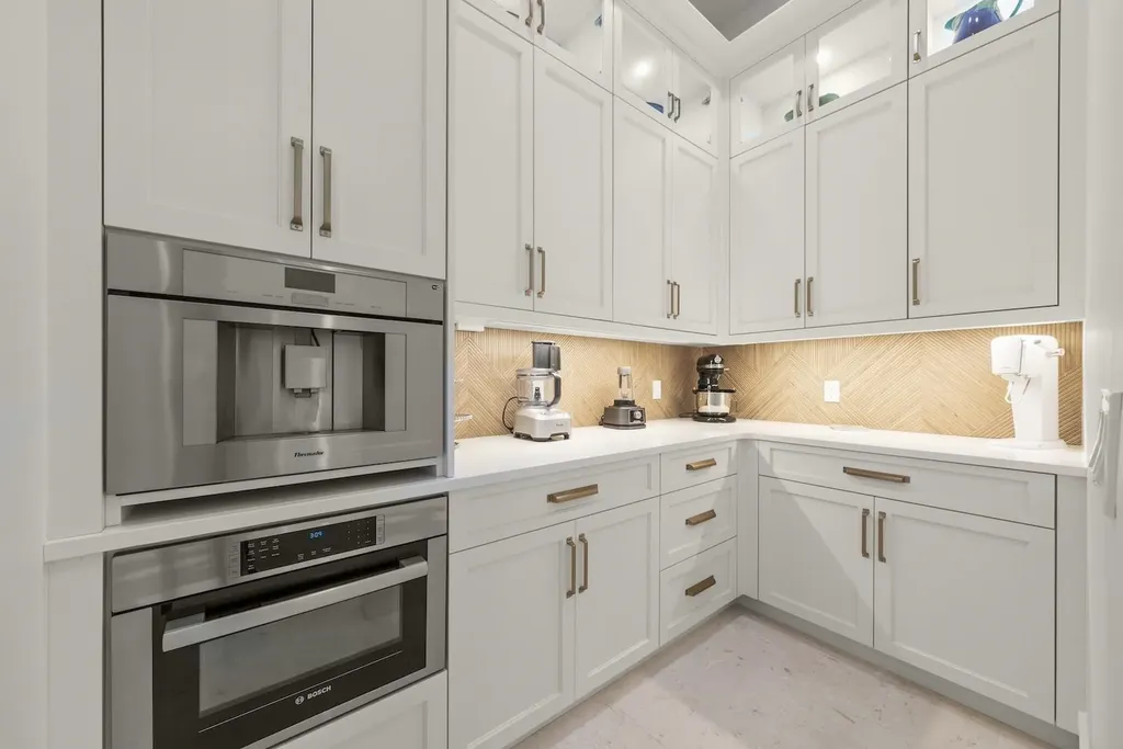 2297 Wulfert Road Sanibel FL 33957