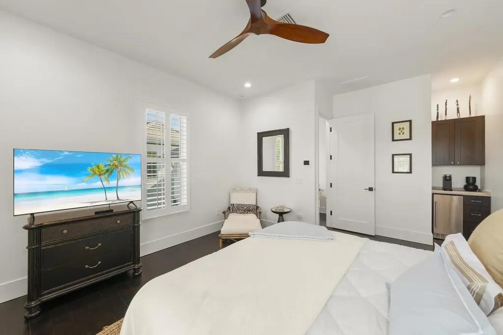 2297 Wulfert Road Sanibel FL 33957