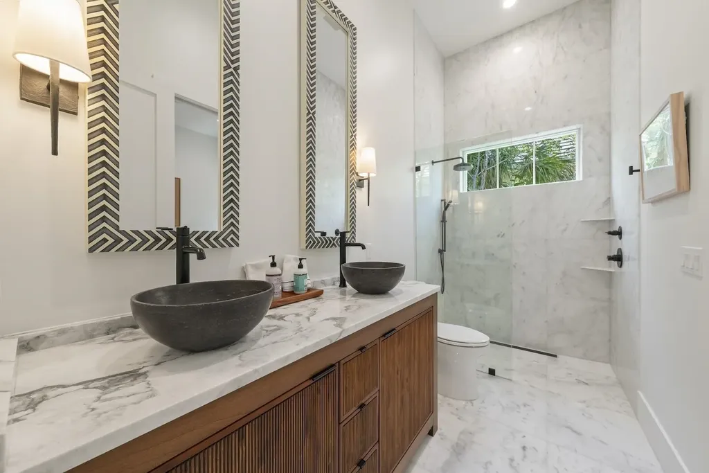 2297 Wulfert Road Sanibel FL 33957