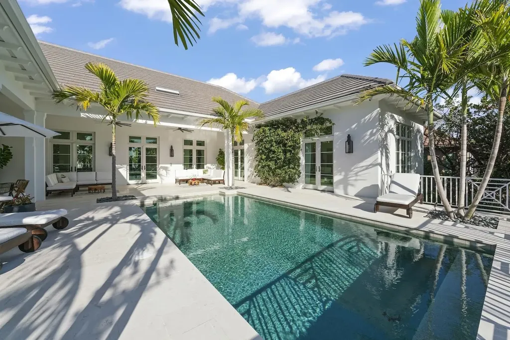 2297 Wulfert Road Sanibel FL 33957